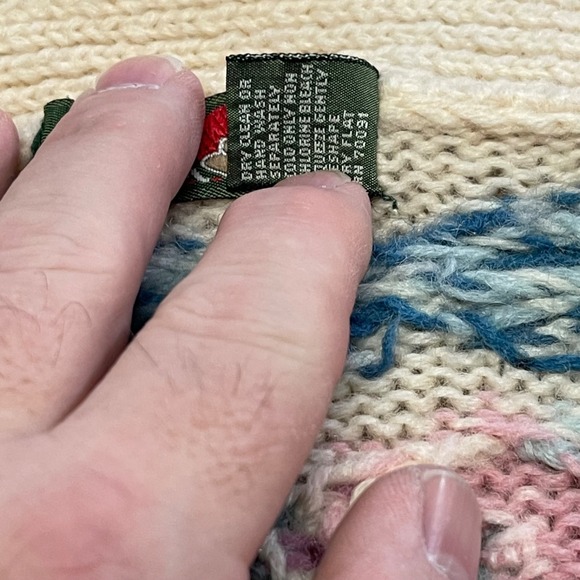 Vintage Outback Red Women's Medium Floral Cardigan Sweater 100% Wool Knit - Picture 12 of 16